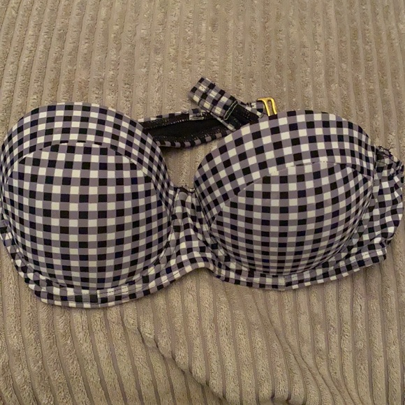 Strapless Bikini top and black bottoms - Picture 2 of 4